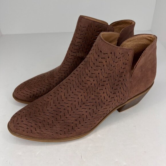 LifeStride Womens Payton Brown Perforated Faux Leather Slip On Size 11 M Bootie - Picture 1 of 10